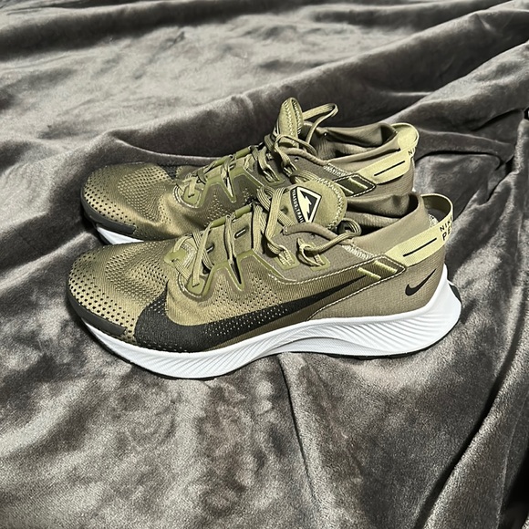 Nike Other - Men’s 10 Nike Trail Pegasus shoes